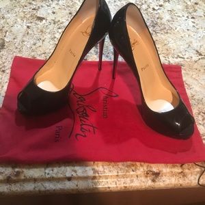 Christian Louboutin New Very Prive 120MM heels Box Dust Cloth Included Black